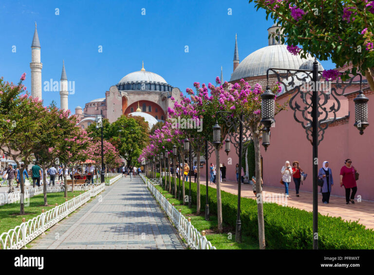 istanbul-turkey-august-21-2018-daytime-view-of-the-worlds-famous-hagia-sophia-museum-and-sultan-ahmet-park-on-august-21-2018-in-istanbul-turke-PFRWXT